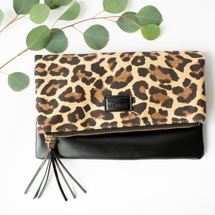 Fold Over Clutch Cheetah – Southern Muse Boutique
