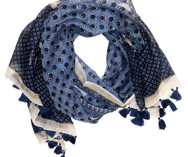Fringed Cotton Scarf in Shades of Navy
